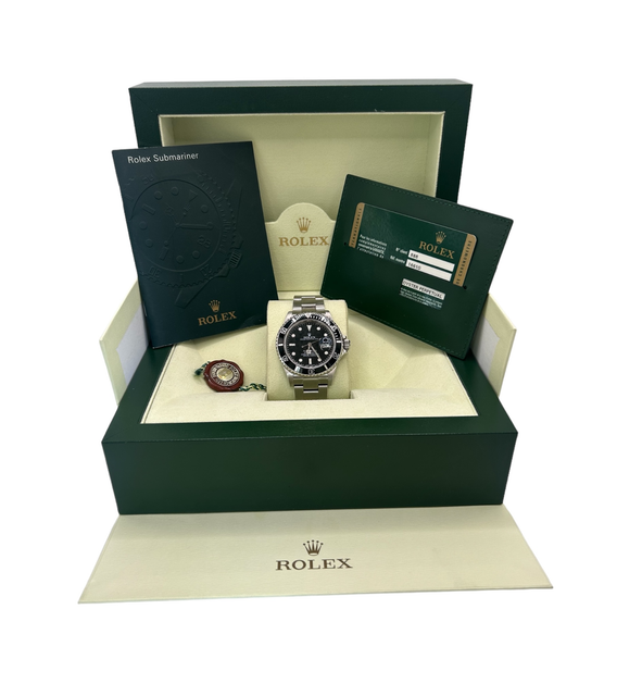 Rolex Submariner 16610 Image 4